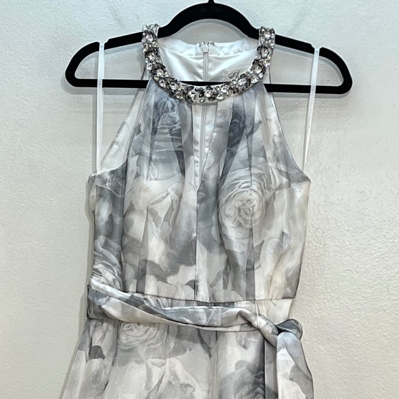 Eliza J Floral Embellished Organza Gown - Picture 3 of 12